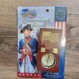 American Traditions Compass with Wooden Case Hiking Directions